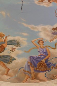 Βεράντα του σπιτιού στο καλλιτεχνικό σφυρηλάτηση.