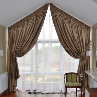 Κουρτίνες-κουρτίνες