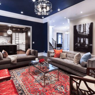 Μπλε μάρμαρο στο μπάνιο