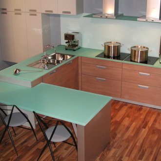 Έξυπνη πόρτα με επένδυση από γυαλί