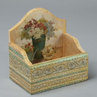 Κούκλα έξω από το κουτί