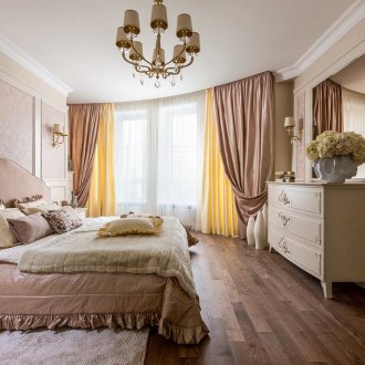 Κλασικό κόκκινο καναπέ