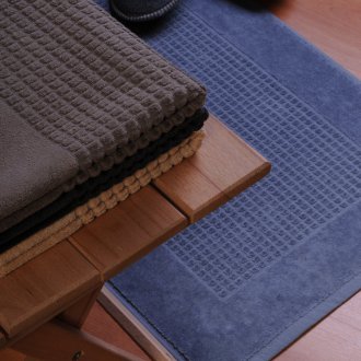 Μπλε καναπέ 2019