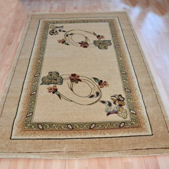 Ζεστό χαλί στο σαλόνι