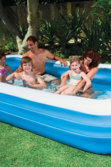 Ορθογώνια φουσκωτή πισίνα