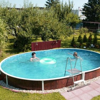 Κοπή πλαισίου πισίνας