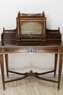 Roll-out καναπέ σε κλασικό στυλ