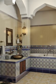 Μαροκινό κεραμίδι στο μπάνιο