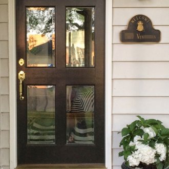 Μπροστινή πόρτα με γυαλί