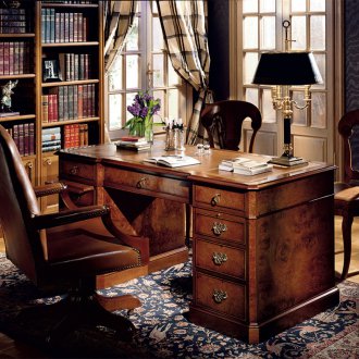 Ξύλινη πόρτα καρυδιάς