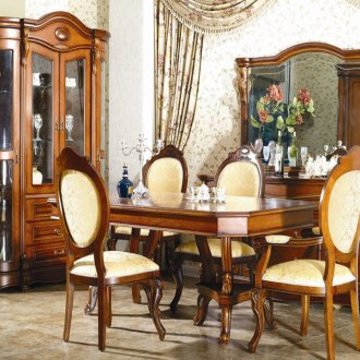 Τραπέζι και καρέκλες από χαρτόνι