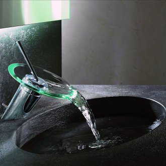 Γυάλινη πόρτα για τη σάουνα