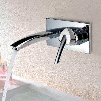 Κρυμμένη πόρτα στον τοίχο