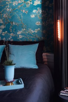 Μεταξωτή ταπετσαρία ταπετσαρία στο υπνοδωμάτιο