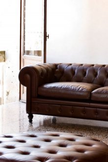 Weißes Chester Sofa