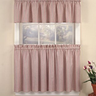 Κουρτίνες καφέ με ριγέ