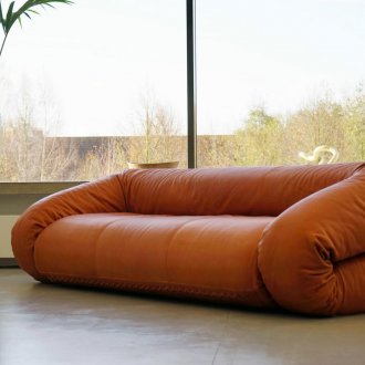 Ο αρχικός σχεδιασμός του καπακιού