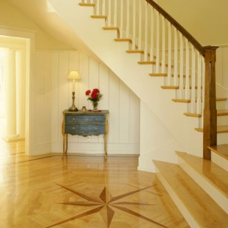 Παρκέ για την πτήση των σκαλοπατιών