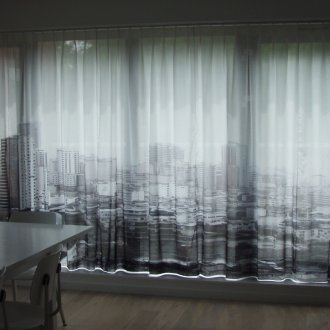 Γκρι μεταξωτά ταπετσαρία με γεωμετρικό μοτίβο