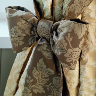 Ταινίες στην οροφή του καθιστικού