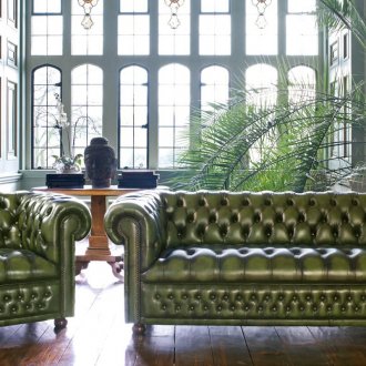 Πράσινες κουρτίνες για το κιόσκι