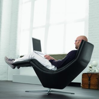 Κρεβατοκάμαρα με μοντέρνο στυλ