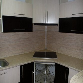 Ενσωματωμένη γωνιακή κουκούλα