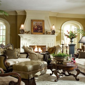 Έπιπλα αντίκες στο σαλόνι