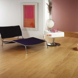 Δρυς laminate στο εσωτερικό