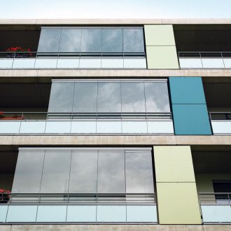 Σπίτι με πανοραμικό μπαλκόνι έξω