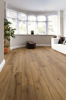 Βουνό από ξύλο βελανιδιάς