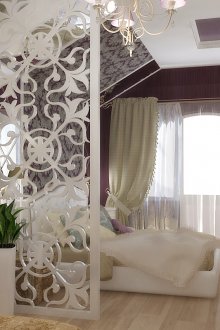 Υπνοδωμάτιο με σοφίτα με διακοσμητικό χώρισμα