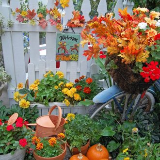 Φθινόπωρο διακόσμηση για τον κήπο