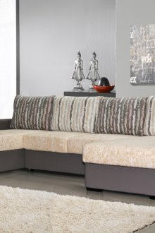 Κρεμάστρα με βελούδο