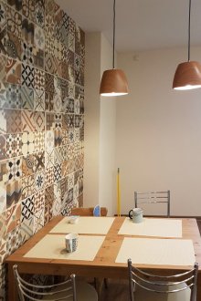 Πλακάκι 2019 στο εσωτερικό