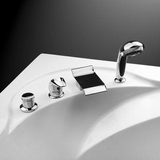 Cascade μίξερ πάνω στην μπανιέρα