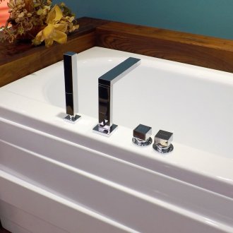 Μινιμαλιστικό μίξερ μπάνιου