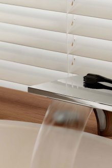 Νεροχύτης βάθρου