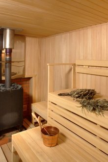 Μεταλλικό υπόστεγο