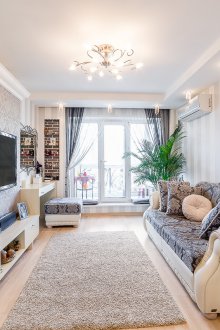 Κουρτίνες ημέρας-νύχτας στο σαλόνι