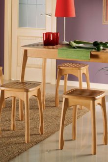 Στερεά πόρτα κερασιού