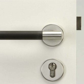 Εσωτερική λαβή πόρτας σε κομψή σχεδίαση