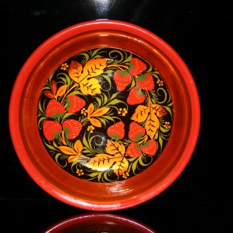 Khokhloma ζωγραφισμένο μπολ