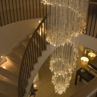 Πολυέλαιος φωτισμού σκαλοπατιών