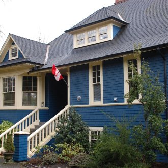 Πλακόστρωτη κεραμοσκεπή