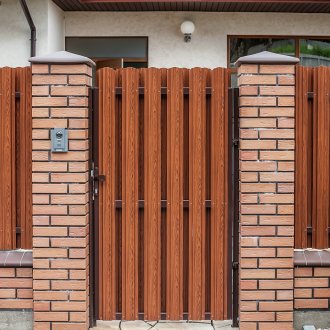 Πόρτα από πλαστικό ξύλο CPL