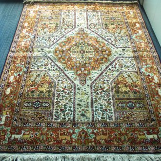 Μεταξωτό χαλί από το Κασμίρ