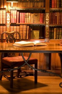 Θέση για ανάγνωση στο γραφείο