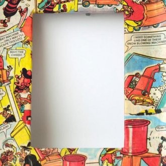 Cadre de decoupage din pagini desenate.