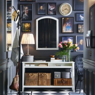 Καναπές χωρίς πλαίσιο στο εσωτερικό του σπιτιού